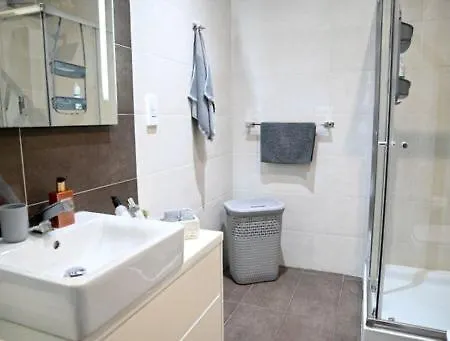 At Lara 1br Apt, 10 Mins Walk To Sliema Ferries