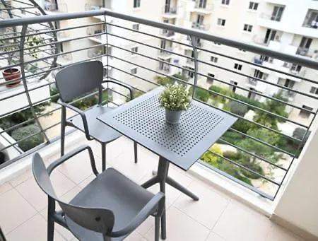 At Lara 1br Apt, 10 Mins Walk To Sliema Ferries * Gzira