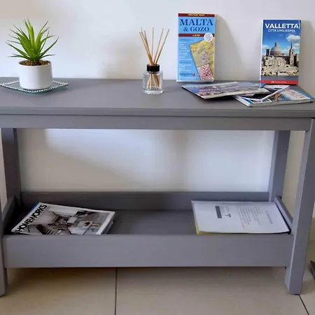 Apartamento At Lara 1br Apt, 10 Mins Walk To Sliema Ferries *